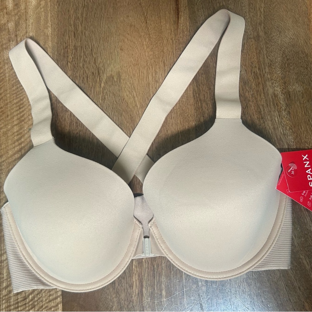Spanx SPANXsmooth Bra‑llelujah 
Lightly Lined Racerback Bra NWT